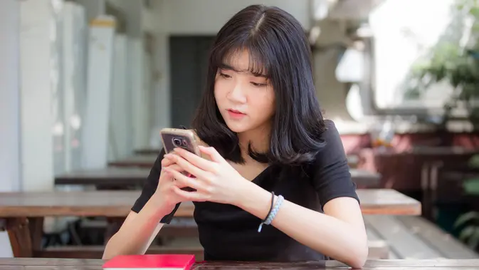Dompet Digital Ajaib: Uang Kembali Utuh, Transaksi Aman!