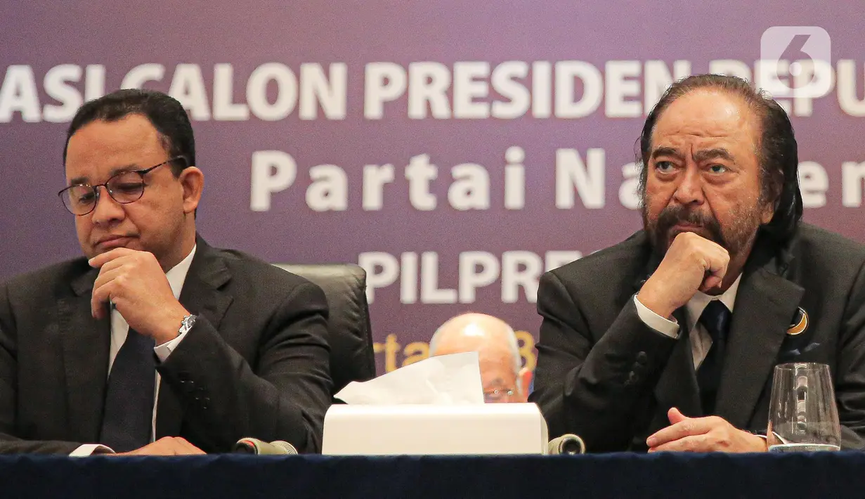 Gubernur DKI Jakarta Anies Baswedan dan Ketua Umum Partai Nasdem Surya Paloh dalam pengumuman deklarasi Capres 2024 di Nasdem Tower, Jakarta, Senin (3/10/2022). Partai Nasdem resmi mendeklarasikan Gubernur DKI Jakarta Anies Baswedan sebagai calon presiden (capres) yang akan diusung pada Pilpres 2024. (Liputan6.com/Faizal Fanani)