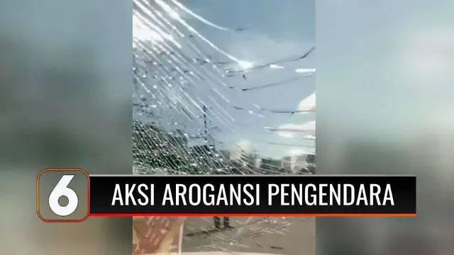 VIDEO: Viral, Aksi Arogansi Rombongan Pengantar Jenazah Merusak Kendaraan Lain