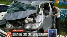 Saat melaju dalam kecepatan tinggi, pengemudinya diduga kurang antisipasi hingga akhirnya terjungkal ke dalam parit.