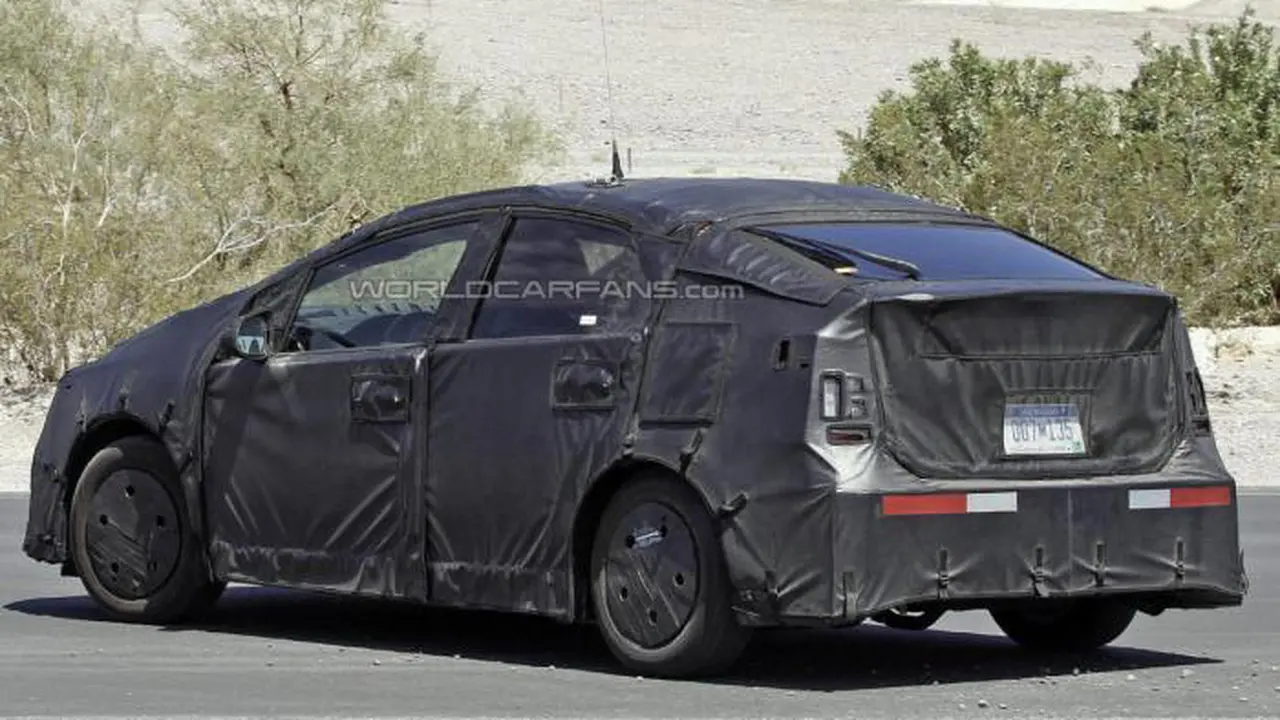 Toyota Racik Prius Murah