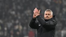 Pelatih kepala Besiktas asal Norwegia, Ole Gunnar Solskjaer, bereaksi di akhir pertandingan pekan ke-7 fase liga Liga Europa UEFA antara Besiktas dan Athletic Bilbao di stadion Besiktas Park di Istanbul pada 22 Januari 2025. (Yasin AKGUL/AFP)