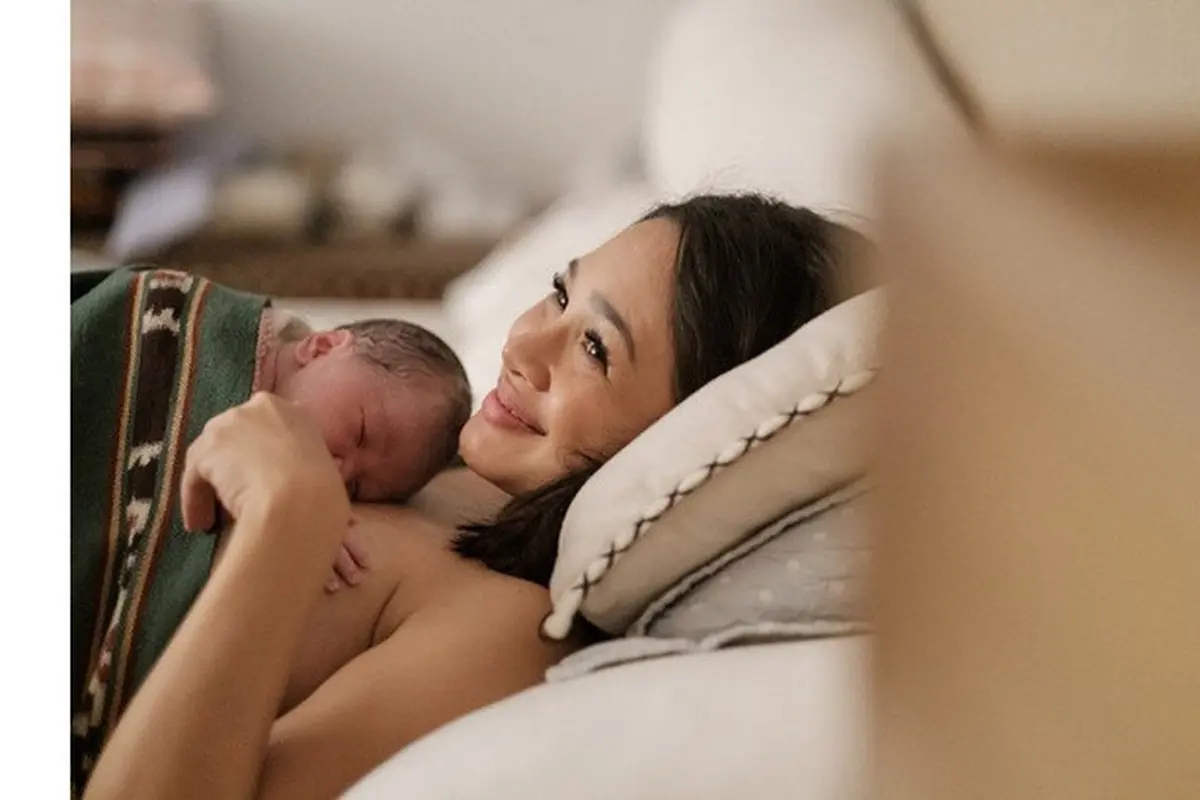 7 Momen Persalinan Anak Kedua Andien, Penuh Haru Bahagia