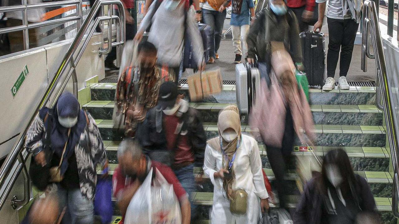 Arus Balik Mudik Kereta Api