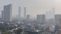 Kualitas udara di Mumbai memburuk, bahkan lebih parah dari New Delhi yang biasanya tercatat paling buruk di India. (Twitter/@Imtiyaztimes)