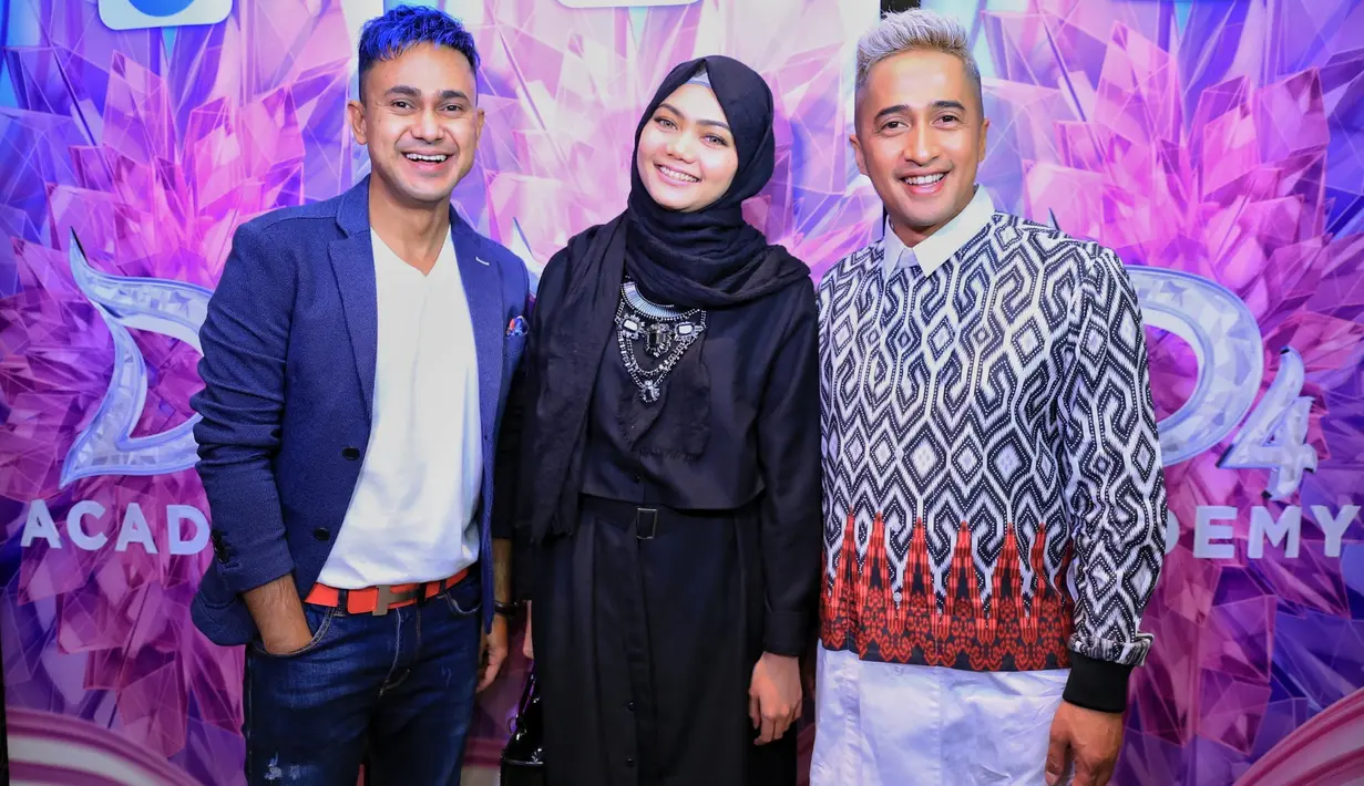 Dengan adanya keseruan-keseruan baru yang dihadirkan di D’Academy 4 nanti menjadi penantian bagi para penonton setianya. Tak hanya itu, Indonesia pun akan kembali memiliki penyanyi-penyanyi dangdut yang berkualitas selanjutnya. (Adrian Putra/Bintang.com)