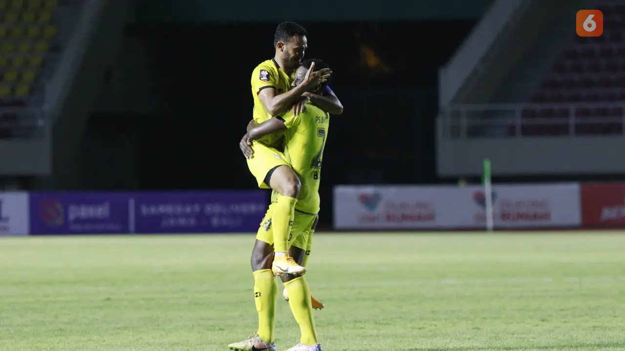 FOTO: 6 Gol Tercipta, Barito Putera Paksa PSIS Bermain Imbang 3-3 di Piala Menpora 2021 - Rizky Pora; Bissa Donald