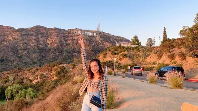 FOTO: Momen Seru Liburan Beby Tsabina di Amerika Serikat, Tampil Stylish