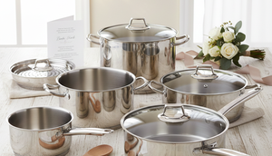 Rekomendasi Merk Set Alat Masak Terbaik untuk Kado Pernikahan. AI