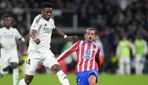 Manchester United Masih Mendambakan Aurelien Tchouameni