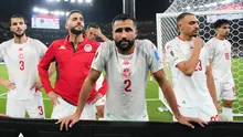 Ali Abdi (2) dari Timnas Tunisia dan rekan satu timnya bereaksi usai pertandingan Grup F Piala Dunia melawan Jepang di Guadalupe, dekat Monterrey, Meksiko, Minggu, 21 Juni 2026. (AP Photo/Matias Delacroix)