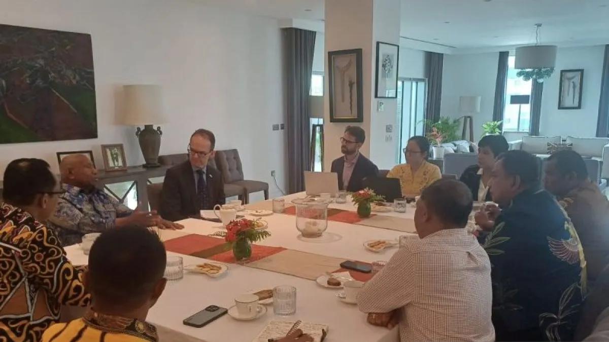 Pemprov Papua Barat Perkuat Diplomasi Lingkungan dengan Inggris untuk Pembangunan Berkelanjutan