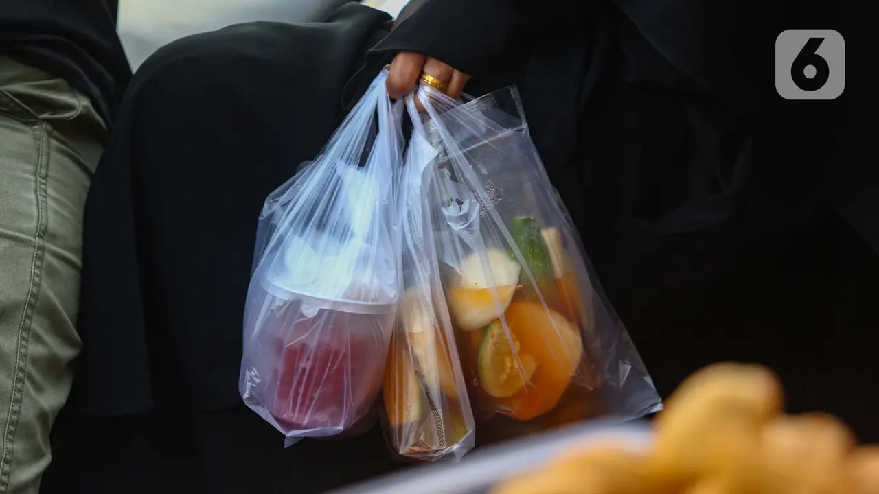 Berburu Penganan Favorit untuk Berbuka Puasa di Kawasan Jalan Panjang Jakarta Barat