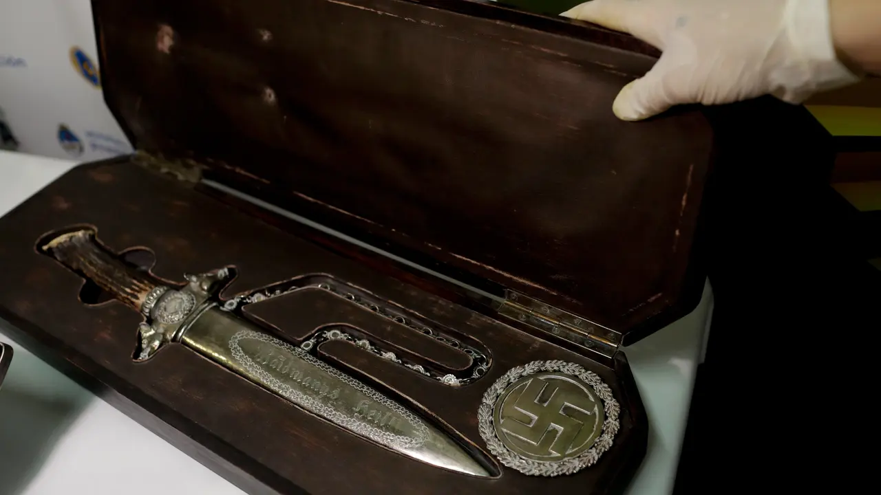 Melihat Koleksi Peninggalan Nazi di Argentina