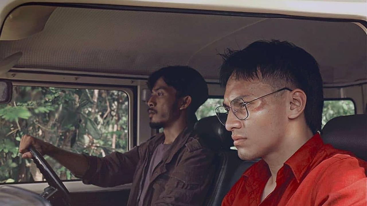 Jefri Nichol dan Aksara Dena dalam film Aum!