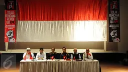 Sejumlah kalangan terkait saat seminar Pemberantasan Korupsi yang Memberikan Efek Jera di Jakarta, Kamis (18/01). Kegiatan ini sebagai respon tentang revisi UU KPK. (Liputan6.com/Helmi Afandi) 