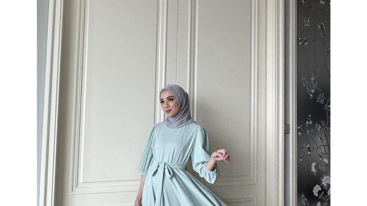 5 Rekomendasi Gamis Warna Mint Terbaru 2025, Tampil Makin Manis dan Penuh Gaya
