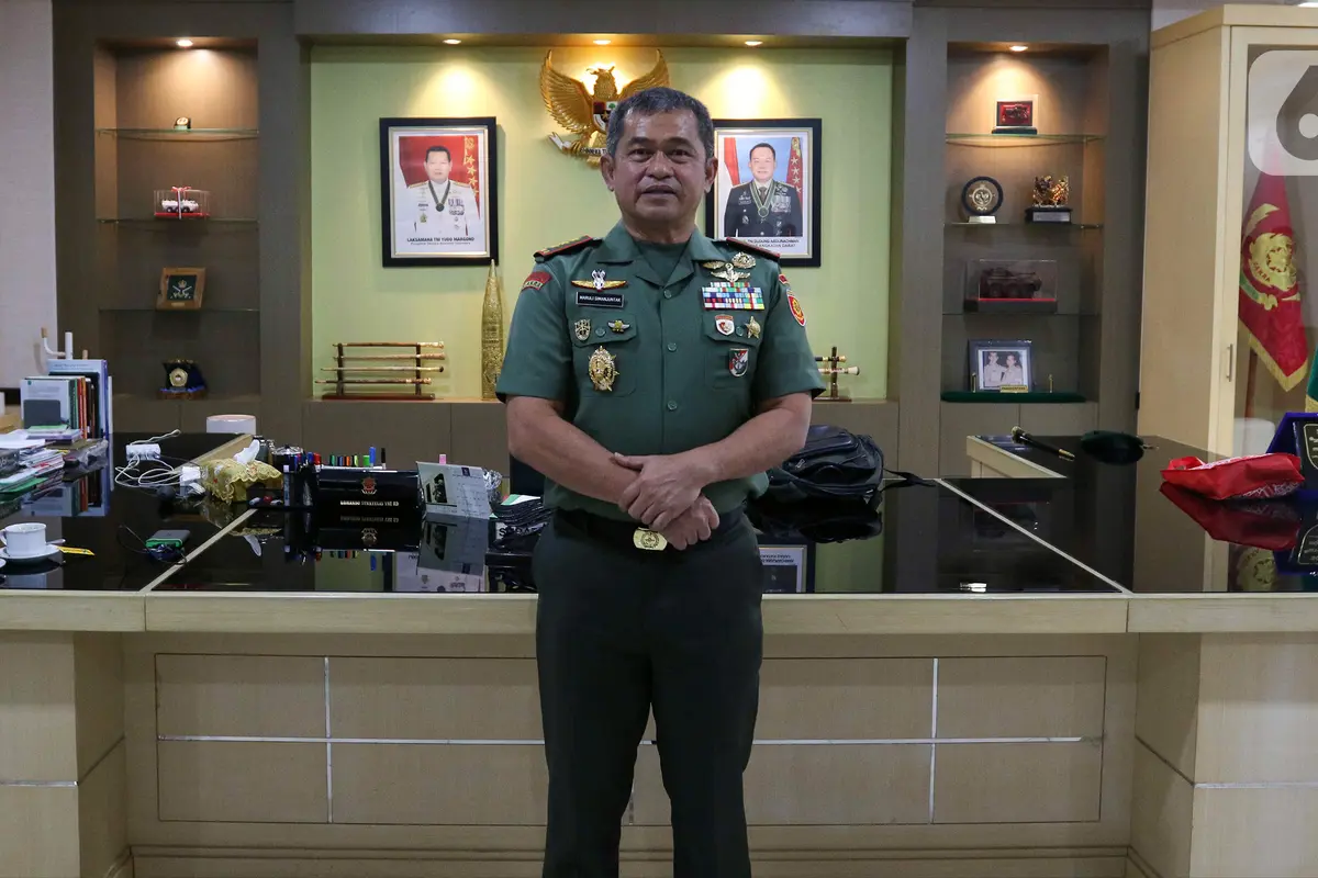 Pangkostrad Letjen TNI Maruli Simanjuntak