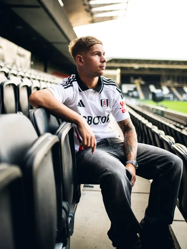 FOTO Emile Smith Rowe, Fulham