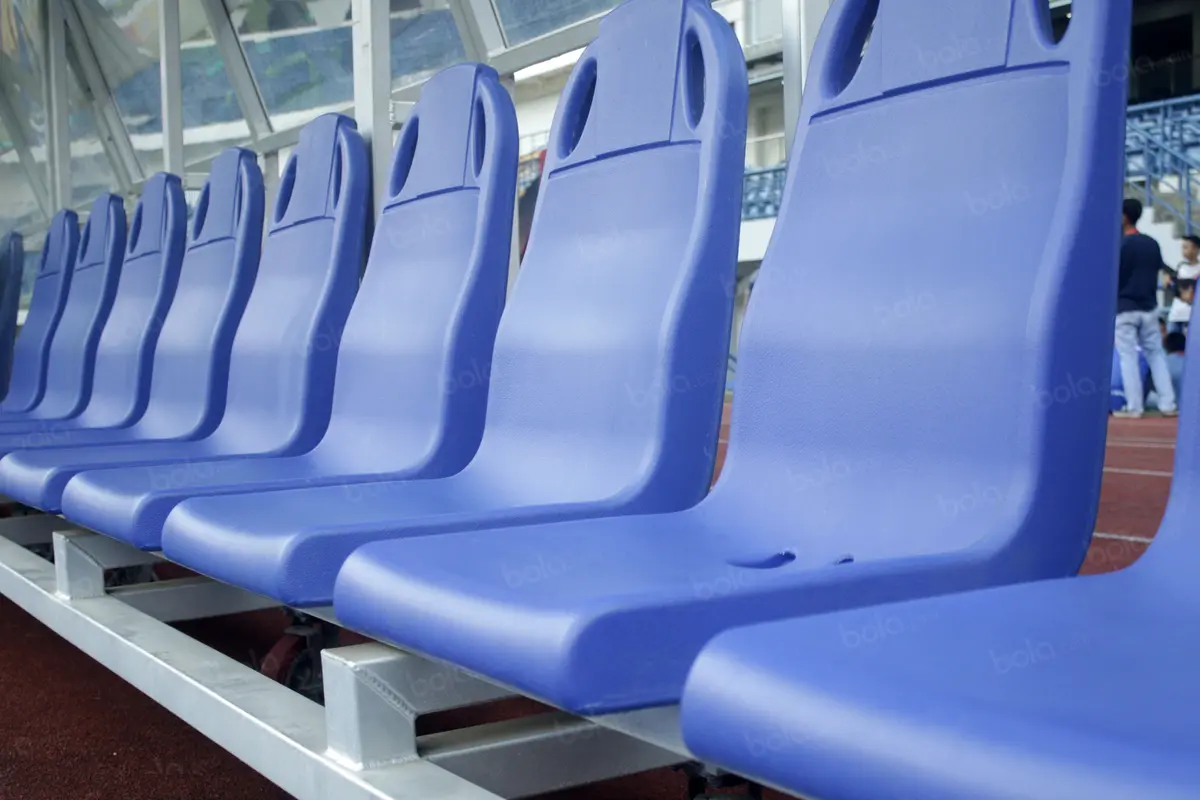 Kamar Ganti  dan Bench Persib Bandung yang Ekslusif