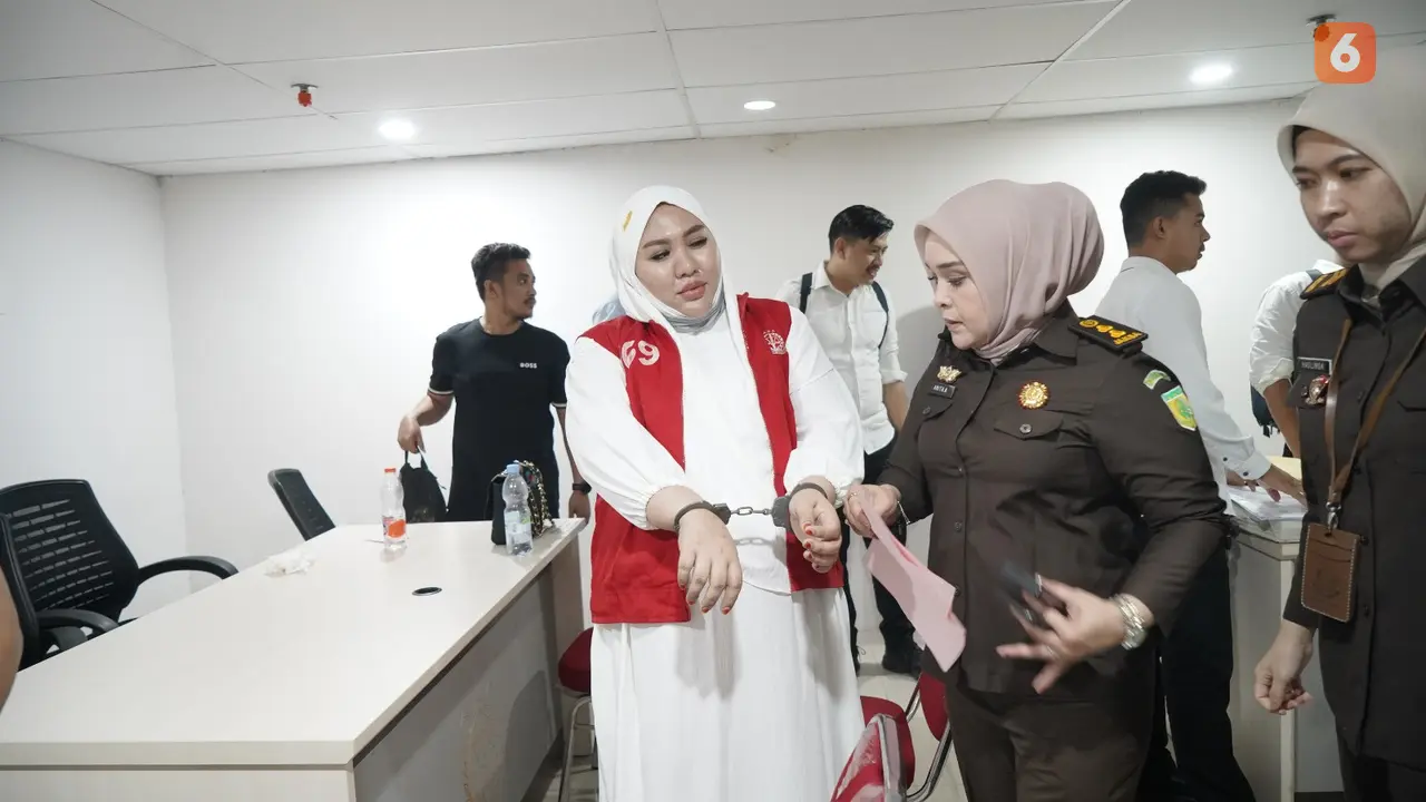 Saksi ahli dari BPOM memberikan kesaksian menguatkan dakwaan Jaksa Penuntut Umum(JPU) dalam sidang kasus skincare merkuri di Makassar.