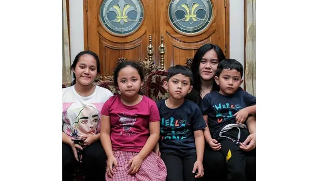 6 Potret Dewi Nurmania Anak Sulung Muzdalifah, Disebut Mirip Kahiyang Ayu