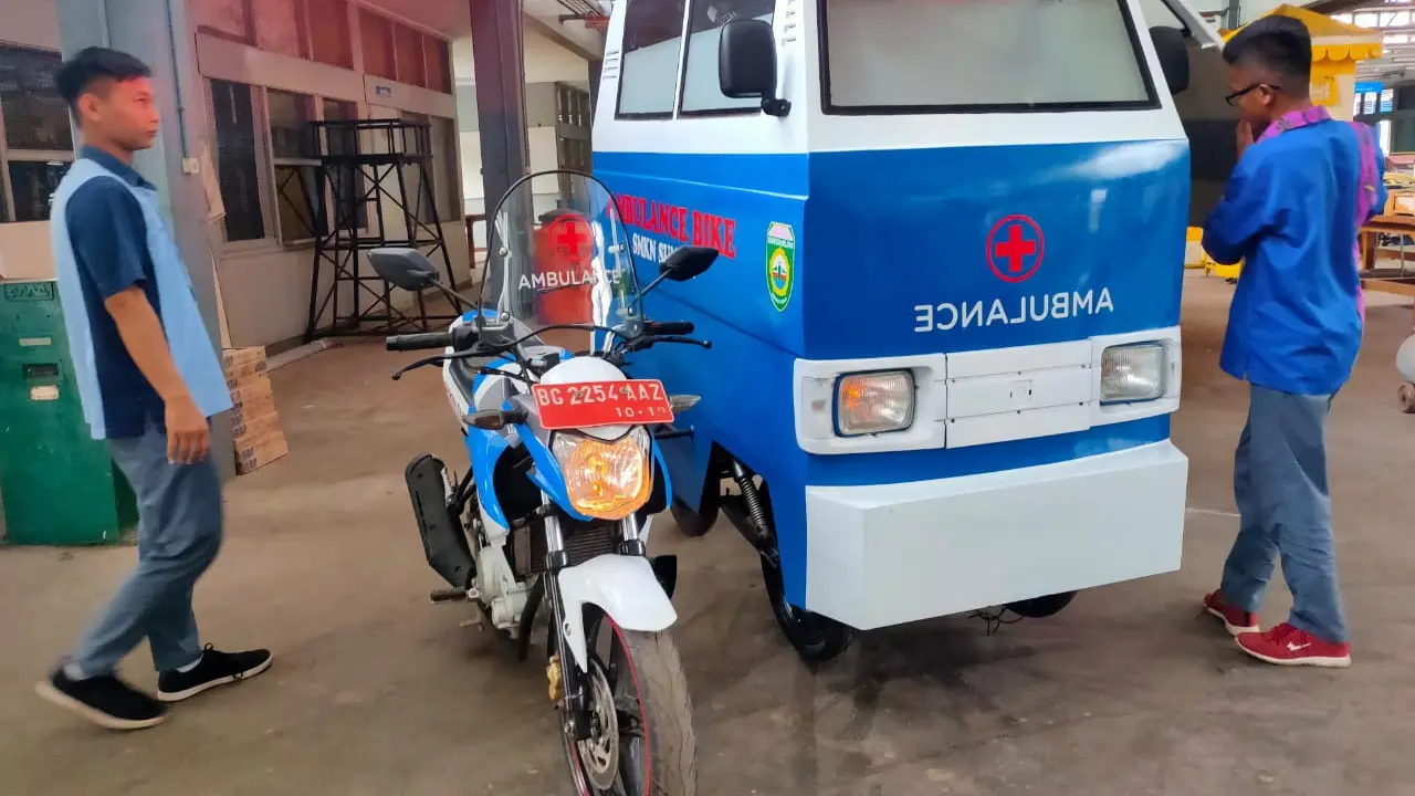Kreatifnya 8 Pelajar SMKN Sumsel Rakit Motor Ambulans