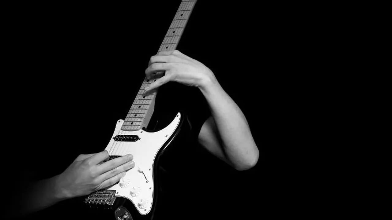 [Bintang] Gitar