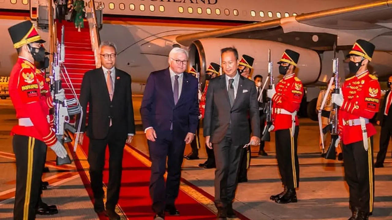 Presiden Republik Federasi Jerman Frank-Walter Steinmeier melakukan lawatan kenegaraan ke Indonesia pada 15-17 Juni 2022
