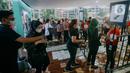 Antrean pengunjung di jalur tiket pada hari ketiga Java Jazz Festival 2022  di Jakarta International Expo, Kemayoran, Jakarta Pusat, Minggu (29/5/2022). Setelah dua tahun vakum, akhirnya festival musik jazz terbesar di Indonesia ini bisa kembali digelar mulai 27, 28, dan 29 Mei 2022. (Liputan6.com/Faizal Fanani)