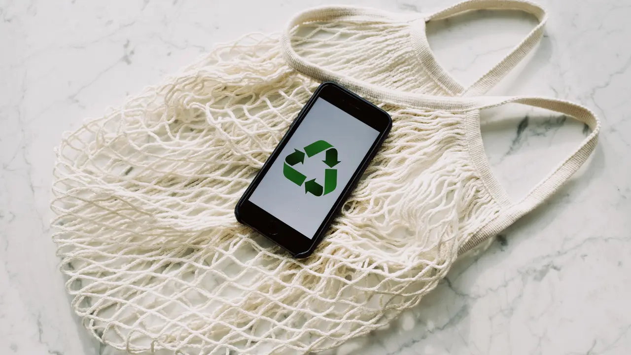 Plastic Neutral, Solusi Kelola Sampah Plastik untuk Mengurangi Emisi Karbon