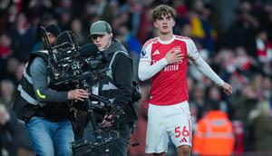 Wonderkid Arsenal, Max Dowman mengukir sejarah usai mencetak satu gol dalam kemenangan 2-0 atas Everton dalam lanjutan Premier League 2025/2026 di Emirates Stadium, Minggu (15/3/2026) dini hari WIB. (AP Photo/Kin Cheung)