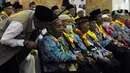Sementara itu, jemaah calon haji tahun ini berjumlah 221 ribu, sebanyak 64 ribu jemaah merupakan lansia. Maka dari itu, tagline haji tahun ini adalah 'Haji Berkeadilan dan Ramah Lansia'. (merdeka.com/Imam Buhori)