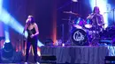 The Corrs berhasil menciptakan suasana nostalgia bagi para penggemarnya lewat tembang-tembang ikonik mereka. (Liputan6.com/Herman Zakharia)