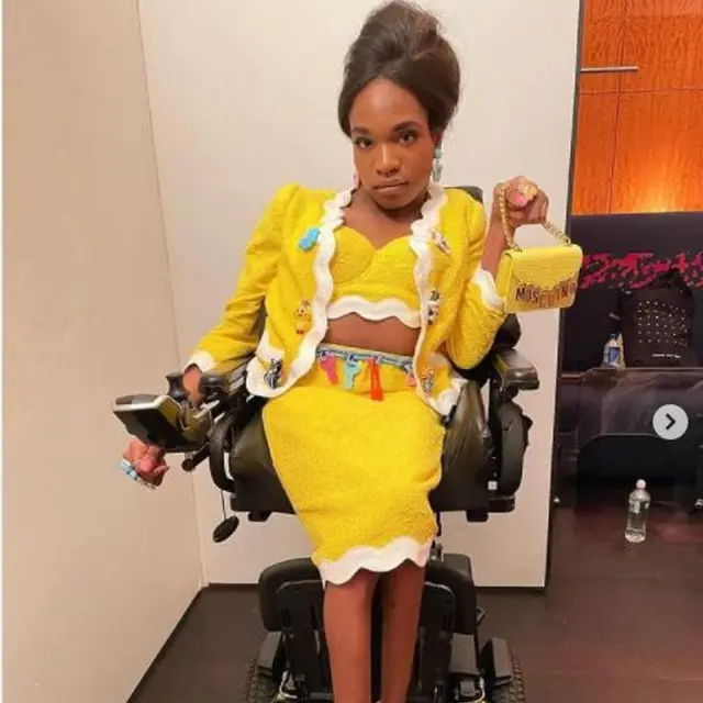 Model Difabel-Transgender Berkulit Hitam Catat Sejarah di New York Fashion Week 2021