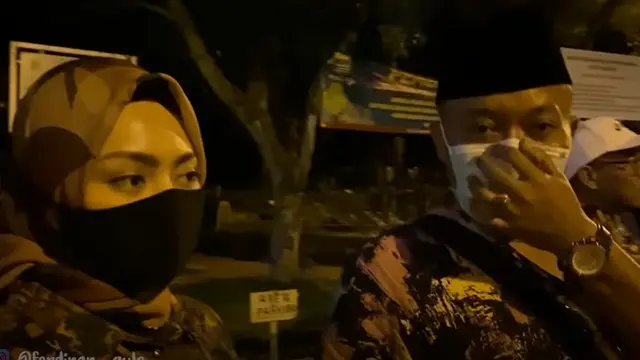 6 Momen Sule dan Nathalie Holscher Ziarah ke Makam Lina, Penuh Haru