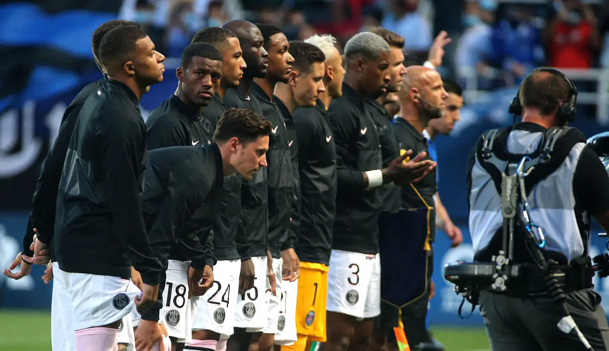 PSG hanya memainkan dua rekrutan anyar mereka, Achraf Hakimi dan Giorginio Wijnaldum dalam laga yang digelar di Stade de l'Aube, Troyes. (Foto: AFP/Francois Nascimbeni)