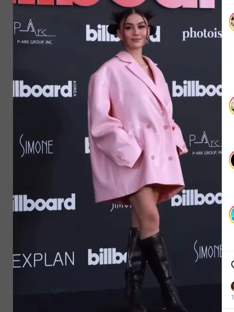 Agnez Mo Pakai Blazer Oversize Pink dan Heels Hitam di Billboard Korea Sukses Curi Perhatian.