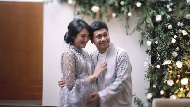 [Fimela] Anissa Aziza dan Raditya Dika