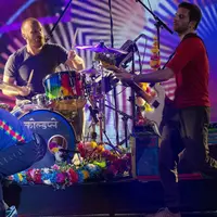 Coldplay (via digitalspy.com)