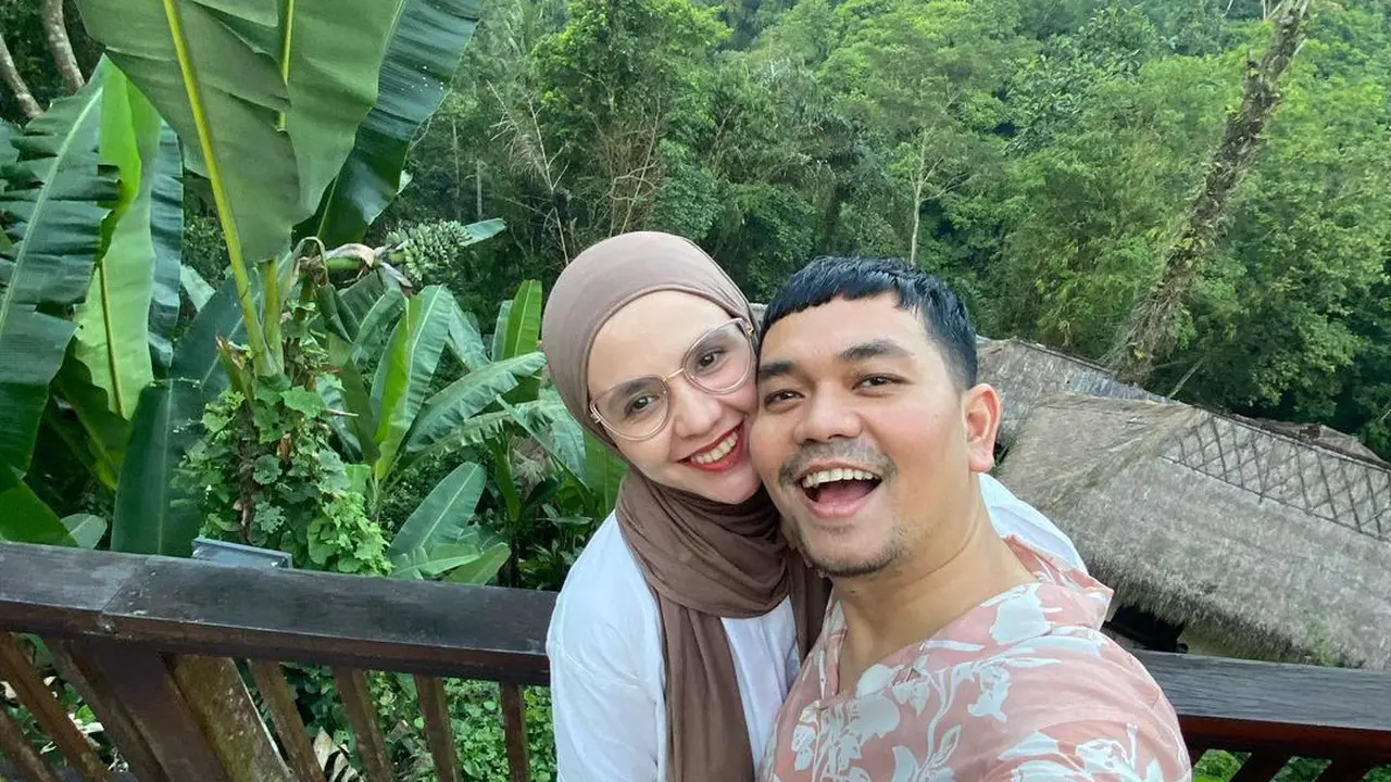 Indra Bekti dan Aldila Jelita