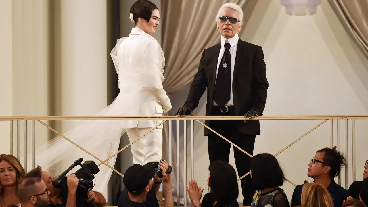 Chanel couture show Kendal Jenner