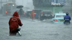 BMKG memprediksi sebagian wilayah di Jakarta, Bogor, Depok, Tangerang, dan Bekasi akan diguyur hujan disertai angin kencang pada malam hingga dini hari.