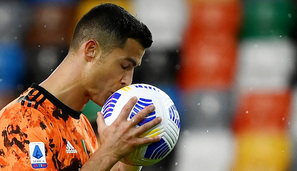 Foto: Cristiano Ronaldo Jadi Penyelamat, Juventus Menang Dramatis Atas Udinese - Dunia Bola.com