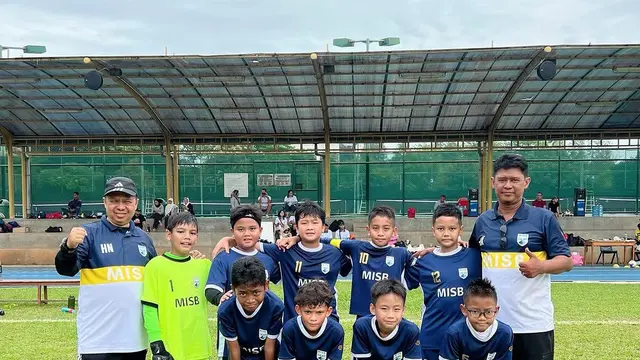 7 Potret Arjuna, Anak Titi Kamal, Jadi Kiper dan Raih Kemenangan Besar.