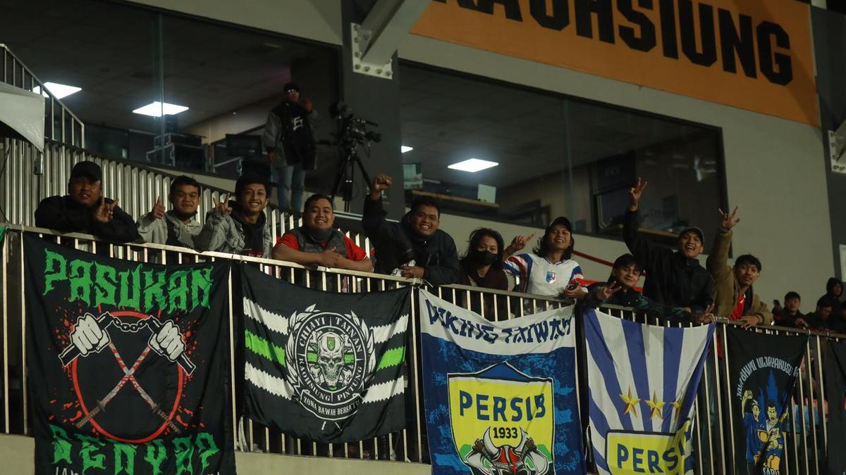 Dukungan Suporter Lintas Klub Indonesia di Chinese Taipei Bikin Gelandang Madura United Terharu