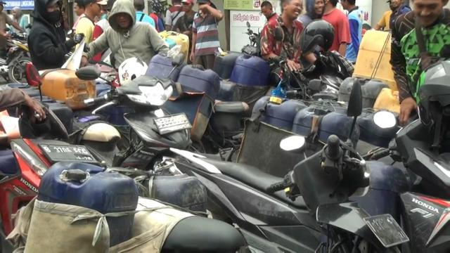 Solar Bersubsidi Langka di Bekasi