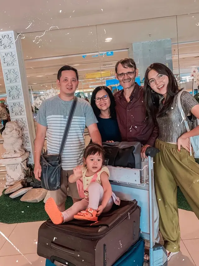 7 Potret Transformasi Olivia Jensen, Bukti Cantik Sedari Dulu