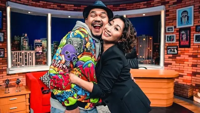 6 Potret Persahabatan Indra Bekti dan Indi Barends, Menangis Saat Tahu Pembuluh Darah Pecah