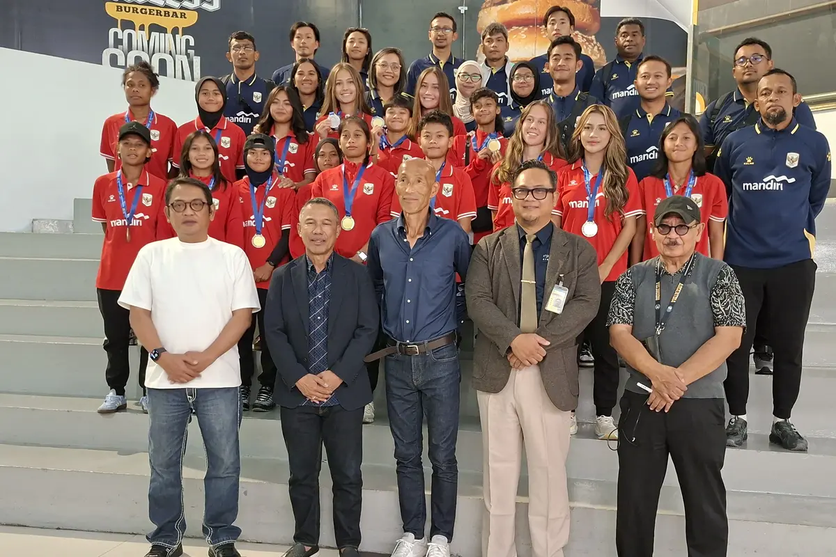 Juara Piala AFF Putri, Garuda Pertiwi Tiba di Bandara Soekarno Hatta (BOLA)